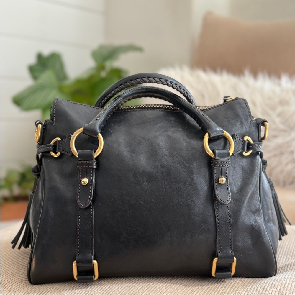 Dooney & Bourke Florentine Satchel (Black) Medium.